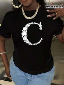 1 Piece Of Women's Vintage-Style Graphic Tee With Pearls And The Initial Letter C - Soft Black Short-Sleeved Top With Glitter Embellishments, Smart Casual Outfit, Suitable For All Seasons, Ideal For Semi-Formal Events And Everyday Wear. 180g 100% Cotton. - 黑色 - 查看 6