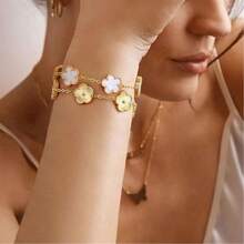 2pcs White & Red Lucky Clover Bracelet Set, Luxury Gift For Girlfriend, Mother, Friend, Everyday Wear - Multicolor - View 4