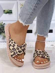 Leopard Print Sexy Polyester Fiber (Polyester) Animal Pattern Slippers, Lightweight And Convenient For Summer Vacation - Beige - View 5