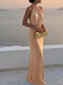 Vestido elegante y digno de invitada de boda con elástico, vestido largo fruncido de cuello halter con tela brillante - Champán - Ver 2