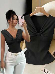 Camiseta de verano para mujer con cuello en V ajustado, mangas cortas que cubren los hombros, diseño jacquard de textura ondulada elegante francesa, color rosa, dulce y grácil, juvenil, uso versátil diario - Negro - Ver 1