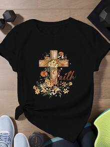 Camiseta deportiva de manga corta para mujer de talla grande con diseño floral de cruz inspirado en la fe. Adecuada para primavera, verano y otoño. - Negro - Ver 1