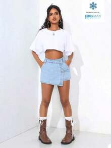 PETITE Short vaquero sexy con bolsillo frontal, cruce de cintura y abotonado para mujer - Lavado ligero - Ver 3