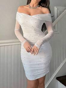 de mujer blanco con hombros descubiertos y perlas falsas, elegante vestido de mujer con contraste de malla, fruncido, cremallera, manga larga descubierta del hombro, ajuste ceñido, manga recta corta blanca, vestidos cortos sencillos de muj - Blanco - Ver 8