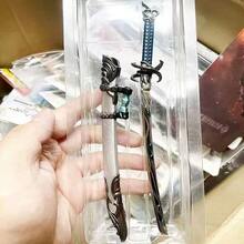2026-1件隨機武器模型裝飾吊飾 | 金屬材質隨機 | 驚喜不重複！隨機模型裝飾每一件都獨一無二 | 展示您的專屬個性化盲盒購買 解鎖每日小幸運 | 每款都超級出乎意料 | (不限於圖片款式) - 彩色 - 查看 5