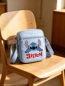 Túi đeo chéo màu hồng in hình Stitch cười của Disney, với hình ảnh Stitch vui tươi trên nền mềm mại, mờ. Được làm từ da giả bền chắc với dây đeo có thể điều chỉnh, khóa kéo an toàn và thiết kế nhỏ gọn nhưng rộng rãi, chiếc túi này hoàn hảo cho những chuyến đi chơi hàng ngày, thêm nét duyên dáng, hoài cổ cho trang phục thường ngày. - Nhiều kiểu dáng - Xem 11