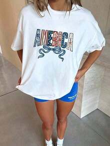 2026 New ArrivalModelo 2026, camiseta estampada estilo retro de los 90s Y2K para mujer - top casual de verano de manga corta con cuello redondo, suave y transpirable, estampado en rojo, blanco y azul, ropa casual ligera y cómoda, diseño nostálgico de los 90s, adecuada para el 4 de julio y eventos temáticos, estampado sencillo, tela suave y transpirable, corte cómodo y holgado, adecuada para uso diario, ideal para ropa casual de oficina, uso diario en primavera y verano, diseño elegante y juvenil, ropa masculina, ropa de vacaciones, verano, camisa, camisa blanca, camiseta estampada, top de verano, top negro, top para salidas. Camiseta de Mujer de Uso Diario, 100% Algodón, Tejido Suave y Transpirable, con Estampado Gráfico - Blanco - Ver 1