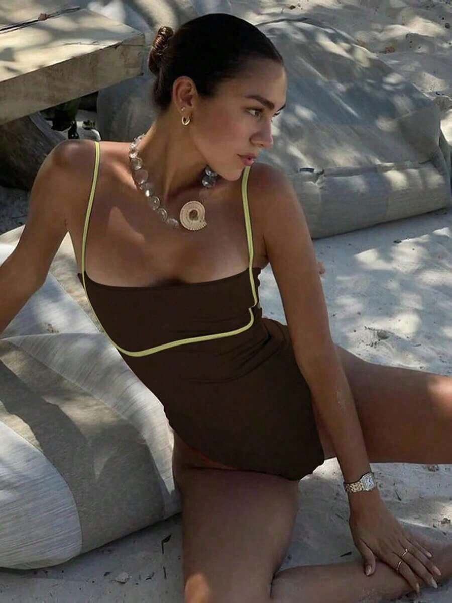Nuevo Llegado Primavera/Verano Traje de Baño de Una Pieza Casual Sexy Elegante para Mujer en Contraste de Color Rojo y Blanco, Adecuado para Playa, Vacaciones, Fiesta, Cita - Café integral - Ver 1