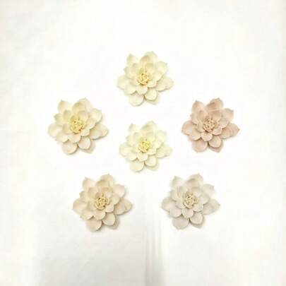 莲花硅胶模具，可用于制作蜡烛、香薰蜡烛、石膏、肥皂等，亦可用于家居装饰。