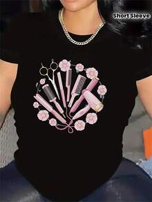 Camiseta de manga corta para estilistas de salón, con diseño de herramientas de peluquería en rosa, hecha de tela de poliéster duradera, ligera y cómoda, perfecta para barberías, salones de belleza o uso diario, disponible en colores adecuados para primavera, verano y otoño. - Negro - Ver 7