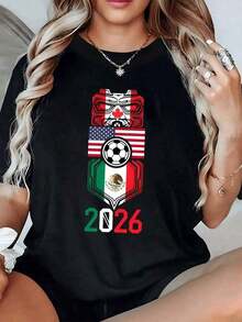 Women's Loose Printed T-shirtBandera fusionada de Canadá Estados Unidos y México con balón central que simboliza unión deportiva rumbo al mundial 2026 camia de mujer 100% algodóncamisas de mujer blusa Adecuado como regalo. playera de mujer. blusas>elegantes. boho chic,Top de mujer suave, transpirable y cómodo, ideal para primavera, verano y otoño, perfecto para vacaciones, viajes y uso diario. - Negro - Ver 1
