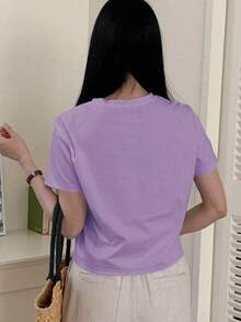 Camiseta casual de verano de mujer con cuello redondo y mangas cortas con detalle de corazón hueco - Morado - Ver 2
