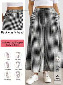 Comfortable And Loose-Fitting Elastic-Waist Pleated Shorts/Skirts, A Basic And Versatile Style For Everyday Wear, Flattering The Figure, In Apricot Color, For Plus-Size Women, For Spring/Summer - Black and White 2 - View 1