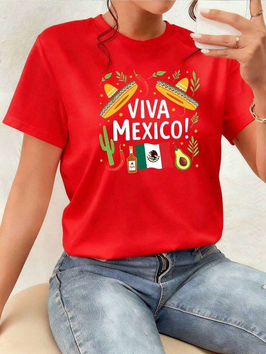 This Printed T-Shirt Features The Phrase "Viva México" Surrounded By Cacti, Colorful Mexican Sombreros, Chili Peppers, Avocados, And The Mexican Flag, Symbolizing Pride, Joy, And Positive Energy, And Perfectly Expressing Love For Mexico. Women's T-Shirt, 100% Cotton. Comfortable Clothing. - 紅色 - 查看 1