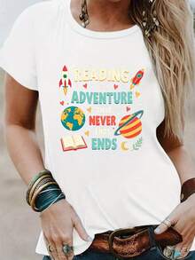 Women's T-Shirt With Infinite Adventure Print - Fantasy Space And Books Design, Round Neck, Short Sleeve, Soft And Stretchy, Casual Style For All Seasons, Gift For Book Lovers, Literary Clothing, Vibrant Colors, Comfortable Printed T-Shirt, Excellent Gift Choice For Women. - 白色 - 查看 1