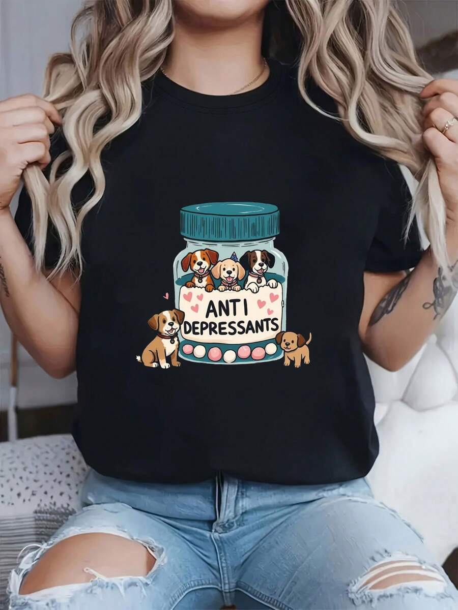 Women's T-Shirt With "Dogs Are The Real Antidepressants" Print - Cute T-Shirt For Dog Lovers With Letter Print, Short Sleeves And Round Neck, Casual Blouse Suitable For Spring And Summer, Machine Washable For Everyday Wear. Women's Casual Printed T-Shirt, Short Sleeves And Round Neck, Local Urban Fashion For Spring/Summer. - 黑色 - 查看 1