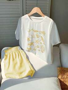Conjunto casual de 2 piezas de mujer con camiseta de manga corta con cuello redondo y estampado de estrellas de mar, y shorts a rayas en azul marino - Amarillo - Ver 4