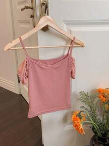 Camiseta ajustada de mujer con hombros abiertos y fruncidos de unicolor elegante, top de verano para salir - Rosa Pálido - Ver 6