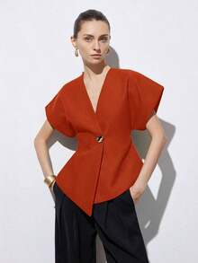Chaqueta de mujer con cuello en V elegante, hombros anchos, bajo asimétrico, botones decorativos y mangas cortas, diseño minimalista y versátil para el uso diario - Naranja - Ver 1