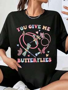 "You Give Me Butterflies" Nurse T-Shirt With Stethoscope And Butterfly Design For Medical Professionals And Healthcare Workers. Perfect Gift For Nurses, Doctors, And Medical Students. Ideal For Work Or Casual Wear. - 黑色 - 查看 1