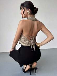 Blusa de satén dorado con cuello de tortuga y espalda de halter, elegante y casual para ir al trabajo/Look de Año Nuevo/Blusa sexy/Blusa brillante/Blusa para fiesta/Blusa de estilo "Old Money"/Blusa dorada - Dorado - Ver 5