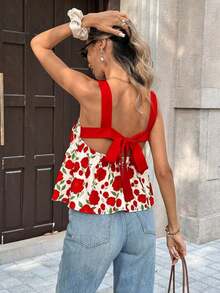 PariChic Parte superior sin tirantes con estampado floral rojo para damas, primavera y verano, con diseño de espalda abierta con lazo, hecha de tela con fondo blanco y estampado floral, con tirantes anchos rojos y diseño de falda con cintura fruncida, estilo fresco adecuado para citas de primavera y verano, escenas de vestimenta casual.Las características del producto incluyen: Parte superior sin tirantes con estampado floral para damas, parte superior corta con decoración de cinturón rojo, parte superior con falda fruncida en la cintura, parte superior fresca de primavera y verano, parte superior versátil casual. - Multicolor - Ver 3