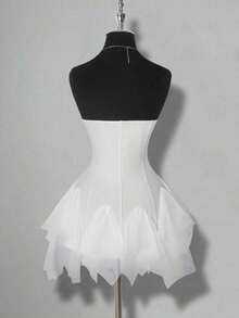 ICON Vestido mini de mujer con parches de malla blanca y ballenas - Marrón - Ver 10