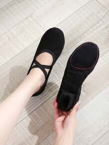 女款黑色 2cm 中低跟教師舞鞋，軟底室內/室外鞋，適合舞蹈練習與表演，舒適、柔軟且輕量 - 黑色 - 查看 6
