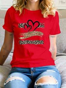 Under The Radar Women's Basic T-Shirt, Crew Neck, Short Sleeve, Heart Graphic Print | Soft Texture | Fortiz-Vintage Street Style Unisex Loose Cotton Short Sleeve Crew Neck T-Shirt - 紅色 - 查看 7