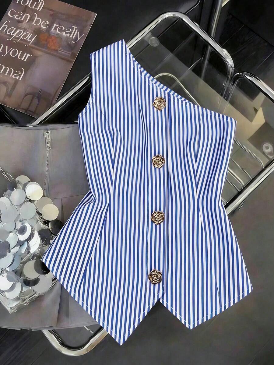 Una blusa de mujer de verano de gran tamaño, de estilo casual y con rayas tejidas - Azul y blanco - Ver 1