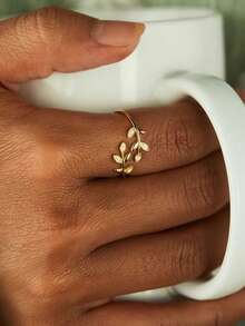 1pc Elegant Leaf-Shaped Cubic Zirconia Ring, Suitable For Teenage Girls As Birthday Gift, Party Accessory Or Daily Decoration - Gold - View 4