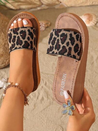 Summer New Women's Thick Bottom Wedge Leopard Print Strap Slide Sandals, Open Toe Outdoor Fashion Beach Holiday Slippers, Personalized Influencer Beach Lightweight Soft Bottom Flip Flops, Indoor Outdoor Wear Beach Sandals