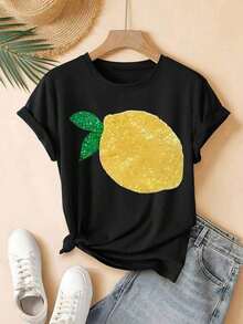 Casual T-Shirt. A Stylish Women's T-Shirt Featuring A Unique Cherry And Lemon Fruit Design, Made From A Soft And Comfortable Fabric With Short Sleeves. It's Easy To Wear, Casual Yet Elegant, Perfect For Women. Available At An Affordable Price. 100% Cotton. Durable. - 黑色 - 查看 7