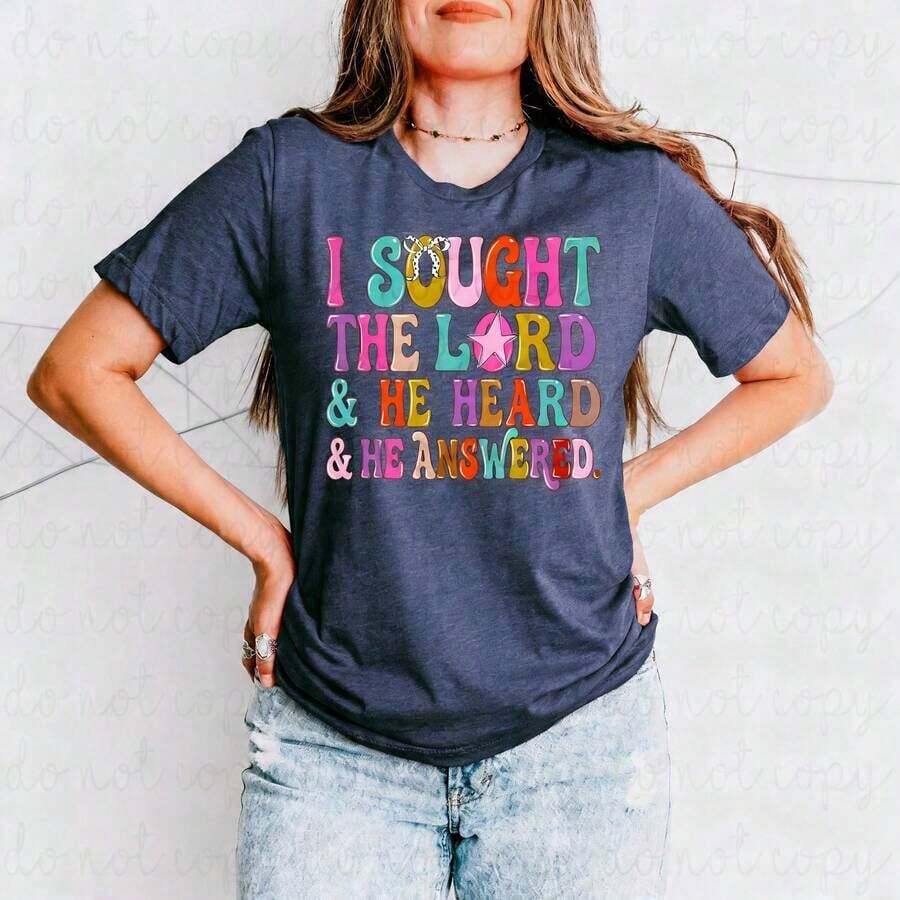 Camiseta gráfica para mujer con estampado "Busqué al Señor y Él me escuchó y me respondió", estampado de versículo bíblico, tops de verano, atuendos casuales para vacaciones, camisetas de algodón de estética cristiana, ropa de verano. - Azul marino 1 - Ver 1