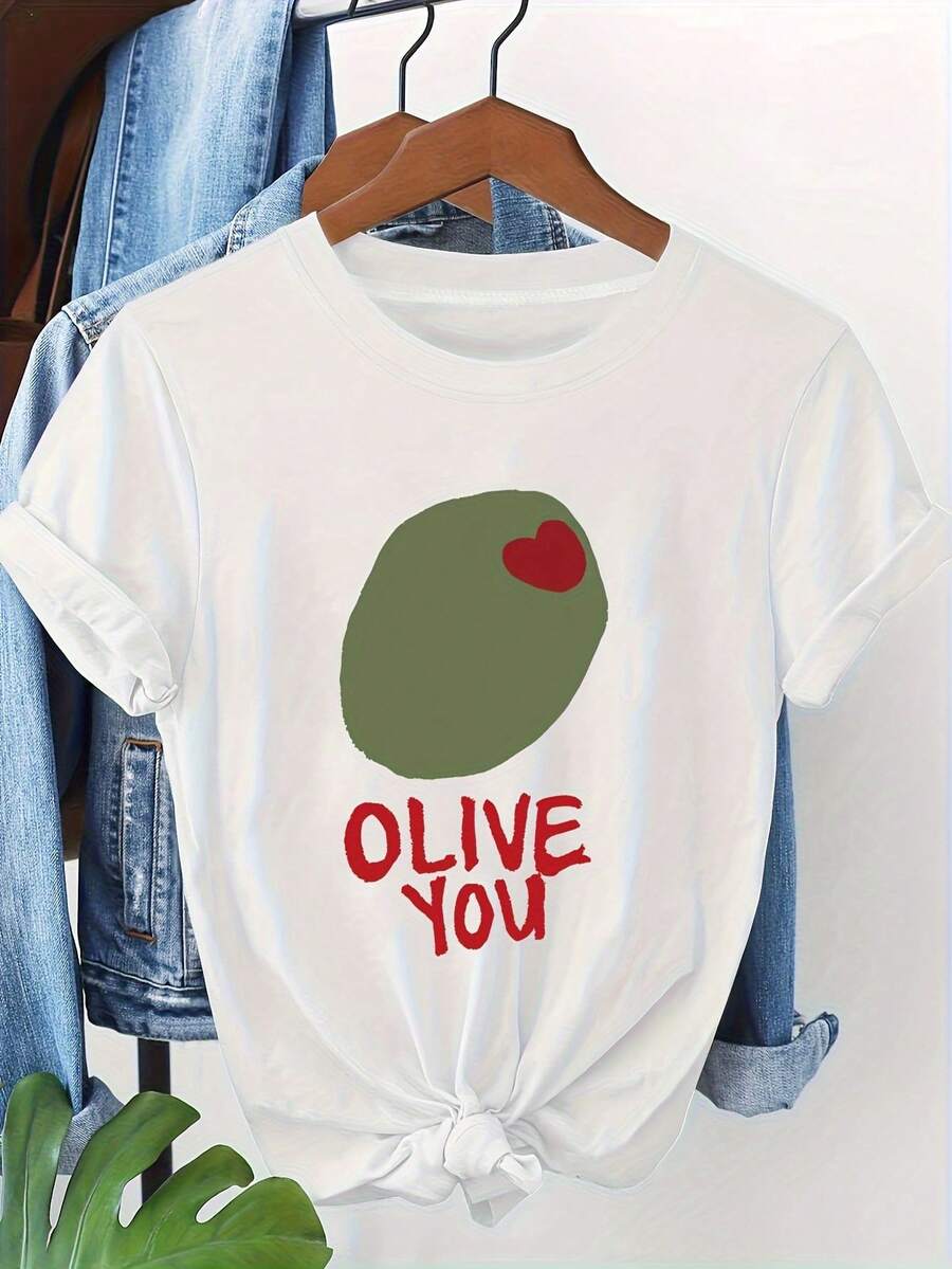 Modern And Minimalist Women's T-Shirt With A Fun Olive Design - Cute Olive And Heart Patterns Combined With The Slogan "Olive You", Casual Short-Sleeved White T-Shirt, Olive Green And Red Prints, Suitable For Everyday Wear By Olive Lovers. - 白色 - 查看 1