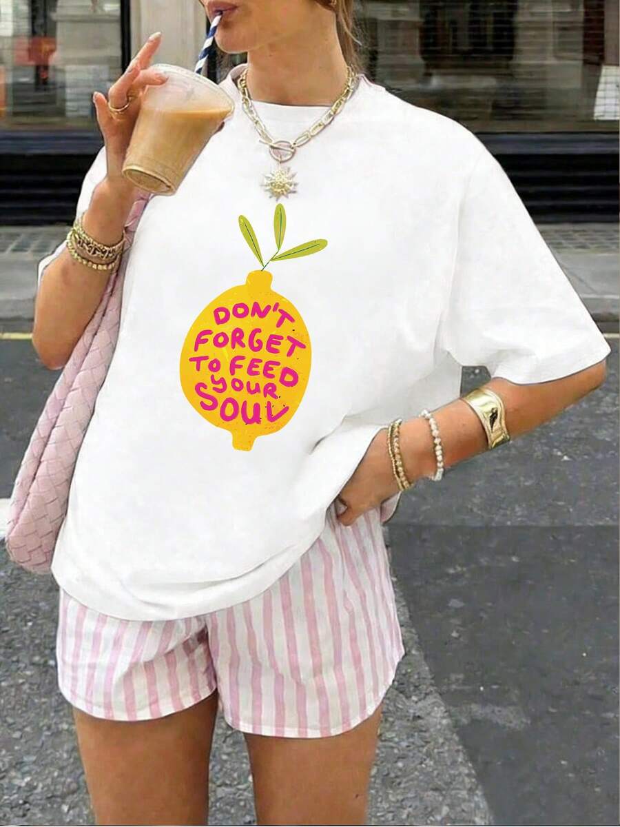 Premium Short-Sleeved Crew Neck T-Shirt With Lemon Print And The Slogan "DON'T FORGET TO FEED YOUR SOUL", Minimalist Casual Style, New Summer Collection, Casual White Holiday Print, Fun Regular Fit T-Shirt For Women, . - 白色 - 查看 1