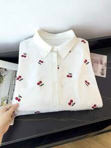 Camisa de talla grande con estampado de flores de cerezo, cuello con volantes, mangas abultadas, cintura alta y abotonadura sencilla.Diseño minimalista y ajuste ceñido, adecuado para uso diario, salidas y vacaciones. - Blanco - Ver 6