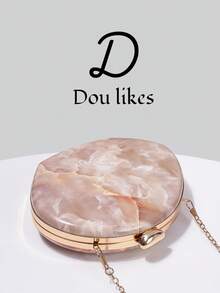 Dou Likes 时尚简约大理石纹理晚宴手拿包，独特的颜色和图案，圆润精致的造型，配有可拆卸的同色金属链条肩带，可用作手拿包、斜挎包或单肩包，适合不同场合。 - 淺粉色 - 查看 6