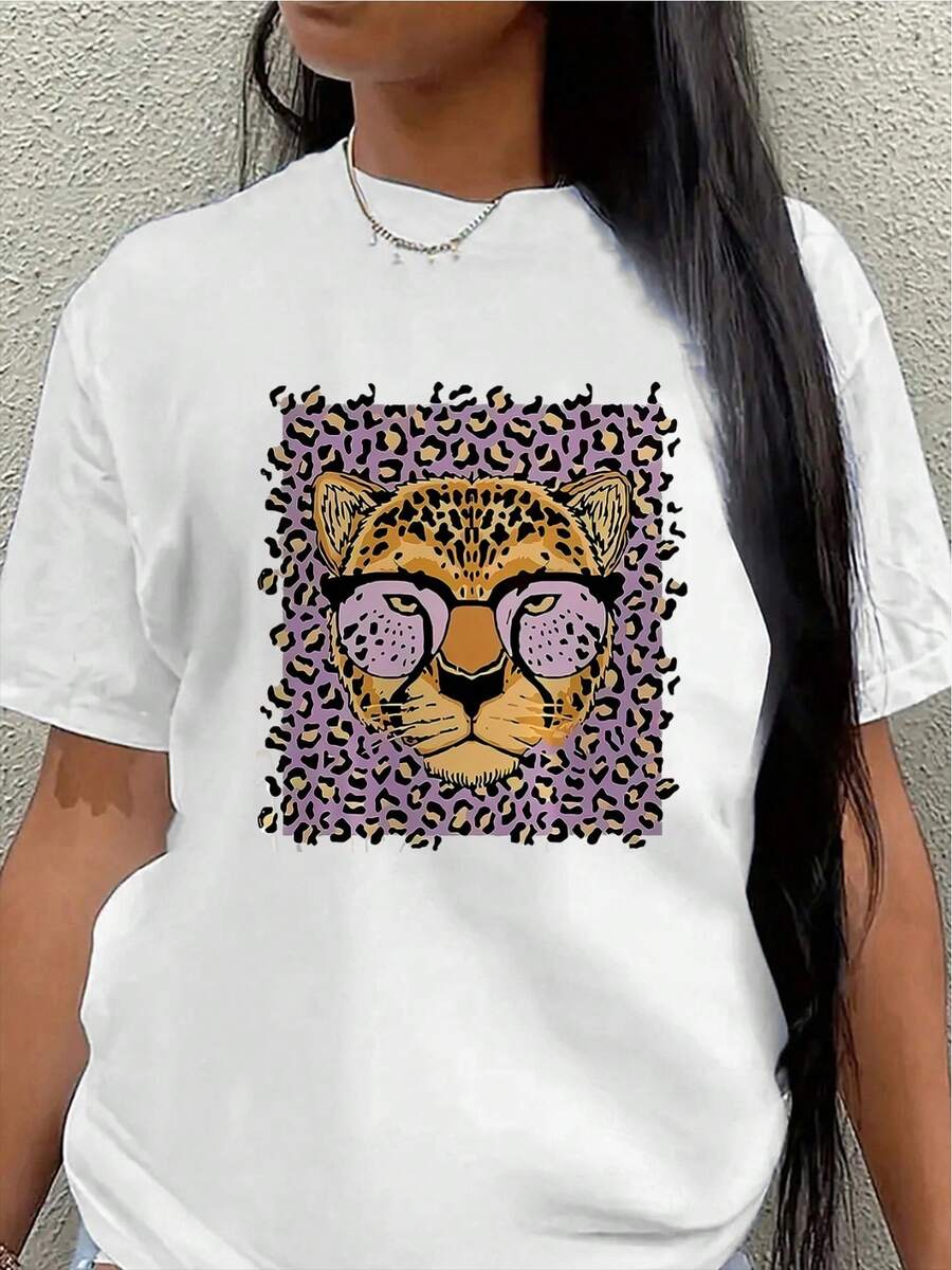 This Lightweight And Durable Short-Sleeved T-Shirt Features A Leopard Print Design, Perfect For Casual Outings Or Relaxing At Home. It Ensures Comfort During Everyday Wear, Whether In Restaurants Or Other Social Settings. - White - View 1