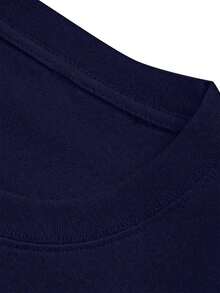 This Modern Men's Unisex Short-Sleeved T-Shirt Features A Crew Neck And A Casual Yet Stylish Design, Perfect For Everyday Wear And School. Made From Comfortable Fabric, It's A Summer Essential. One-Piece Construction, Machine Washable. - Summer Wear Breathable - 海軍藍 - 查看 4