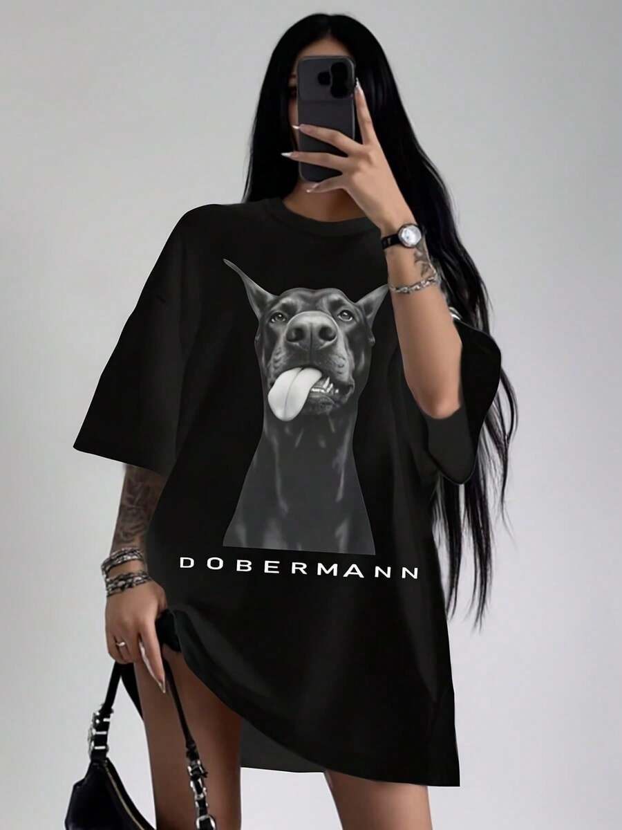 Women's T-Shirt With Doberman Pattern Print, Short-Sleeved Black T-Shirt, Round Neck, Casual, Conventional Version Of T-Shirt Fabric, Comfortable For All Seasons, Suitable For Daily Wear And Suitable As A Holiday Gift, Suitable As A Gift For Friends - 黑色 - 查看 1