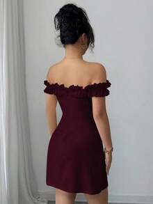 Vestido midi romántico para mujer con hombros descubiertos y corte en la cintura - Burdeos - Ver 2