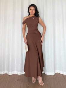 Vestido de cóctel elegante de estilo francés bohemio y chic con detalles de volantes, cuello asimétrico y silueta de línea A en color verde macaron, ideal para vacaciones, días festivos, graduación, citas - Cafetería - Ver 6