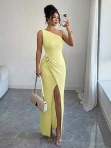 Nuevo vestido maxi de mujer de unicolor y sexy con hombro asimétrico, retorcido y fruncido, con cuello asimétrico, textura de punto y estilo ajustado, con diseño retorcido y con abertura, atuendo elegante para mujer, vestido para fiesta de primavera/verano, vacaciones, San Valentín - Amarillo - Ver 9