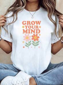 Camiseta de mujer de primavera/verano de corte holgado con estampado floral en tonos cálidos, con el eslogan Y2K Mind Growth GROW YOUR MIND. Adecuada para el transporte diario, lectura y estudio, confort emocional, desarrollo personal e interacción social, así como para estilos de vida de relajación. Camiseta de manga corta adecuada para el uso diario. Ropa urbana de verano con estampado gráfico. - Blanco - Ver 6