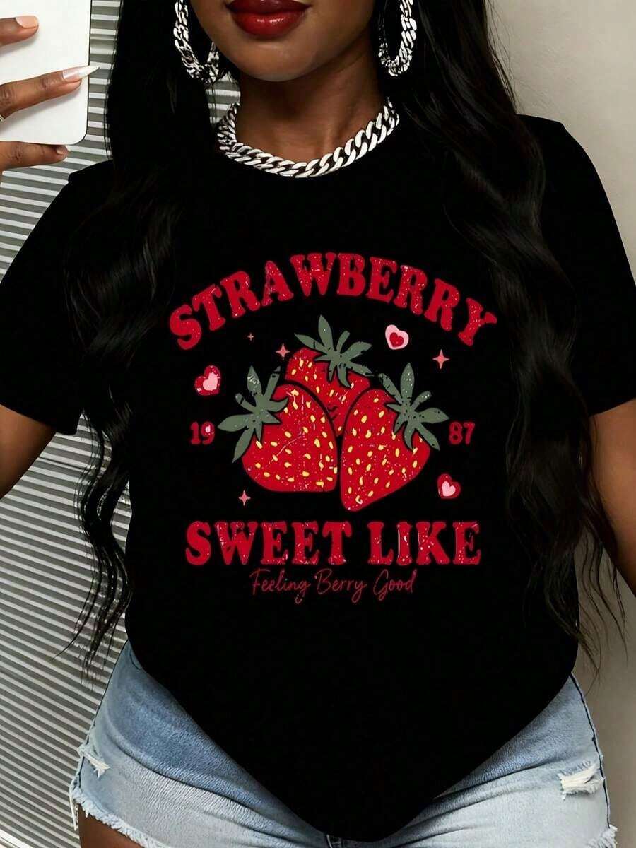 Camiseta "Strawberry Sweet Like" con estampado de fresas y texto "Berry Good" para uso casual, conjuntos de verano, top de moda para mujer. - Negro - Ver 1