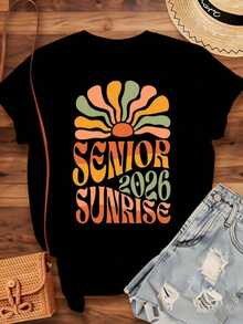 Sunrise 2026 Graduation T-Shirt For Women And Men, Unisex, Retro Vintage Sun Design, Gift For The Class Of 2026, Summer Outfit, 220g - Unisex Vintage Urban Style T-Shirt, 100% Pure Cotton, Short Sleeve And Round Neck. - 黑色 - 查看 4
