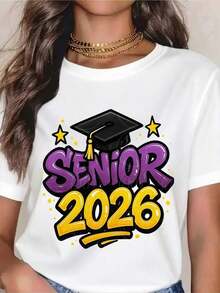 Premium Graduation T-Shirt For High School Graduates, Graduation Party Gift, Senior Year Celebration T-Shirt, Purple And Gold Design With Graduation Cap, Perfect For Graduation Season And Graduation Night, Gift Idea - 白色 - 查看 1