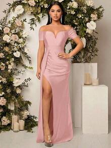 Vestido de dama de honor con hombros descubiertos, drapeado y abertura en el muslo en color rojo borgoña - Rosa Pálido - Ver 5
