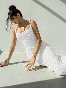 Elegante vestido largo ajustado con escote drapeado de tirantes tipo espagueti, con detalle de pliegues y abertura, de color azul, ideal para citas, bodas, primavera/verano - Blanco - Ver 6